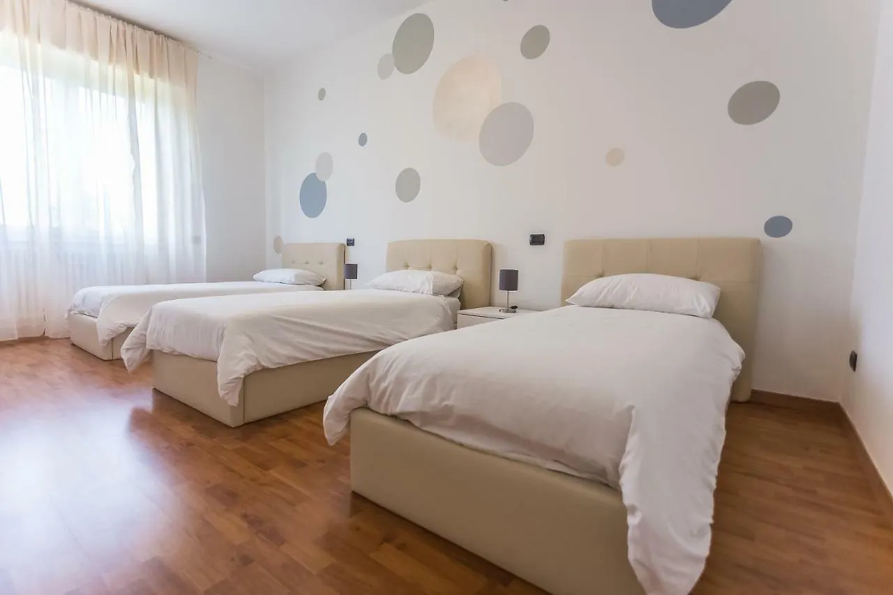 דירות לונאטו Lm House